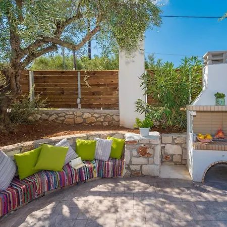 Ionio Elia * Vasilikí